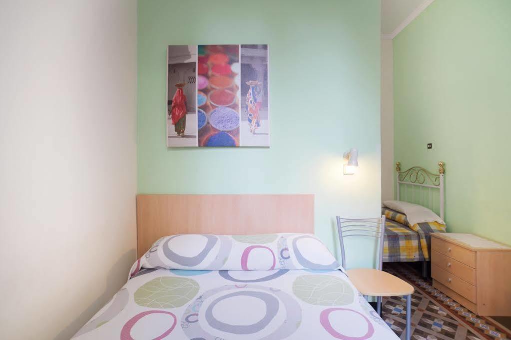 El Born Guest House By Casa Consell Barcelona Exterior photo